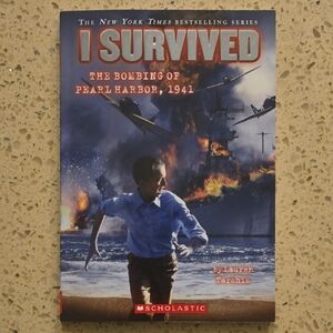 Scholastic I Survived: Pearl Harbor 1941 - Blue and Red Cover